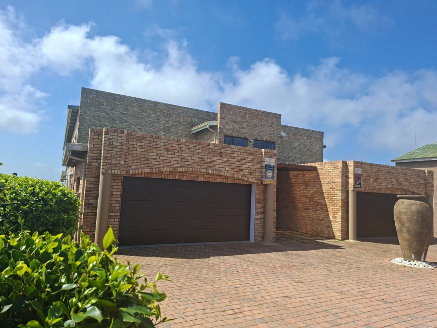 6 Bedroom Property for Sale in Da Nova Western Cape